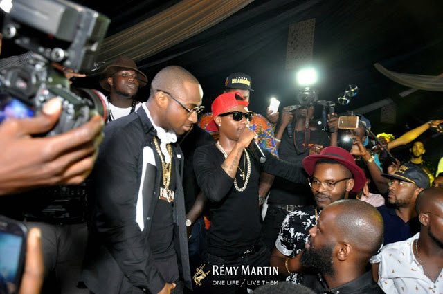 Wizkid and Davido performing together
