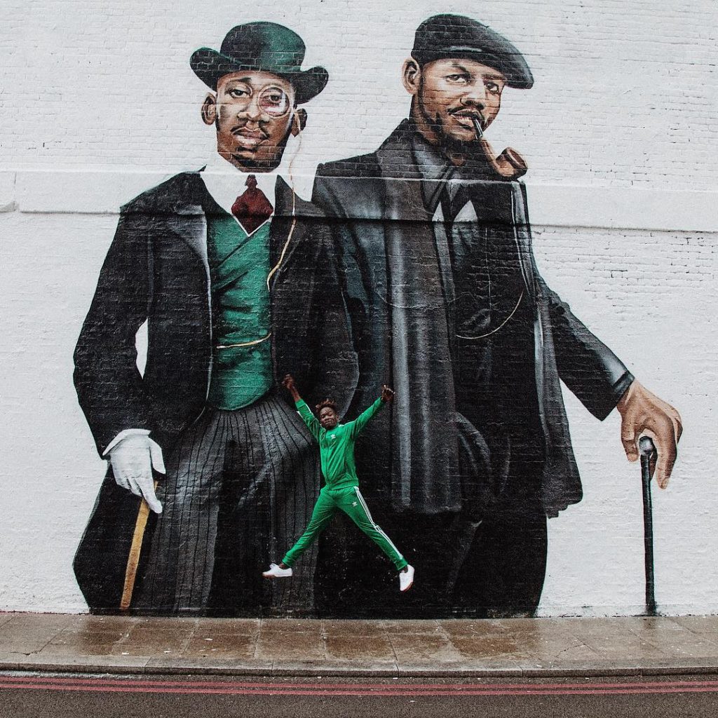 Mr Eazi and Giggs Are Posted On The Subway in London Town Video