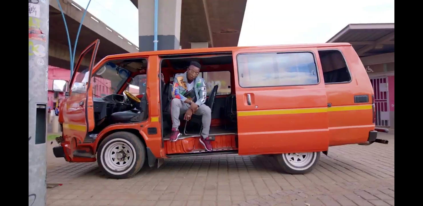 Mr. Eazi alert video