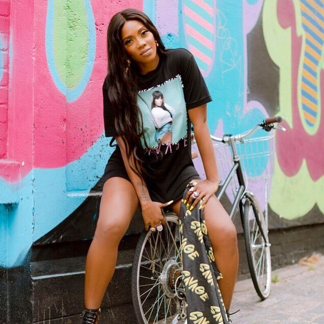 Tiwa Savage buys herself a 1.42 million Kshs bag