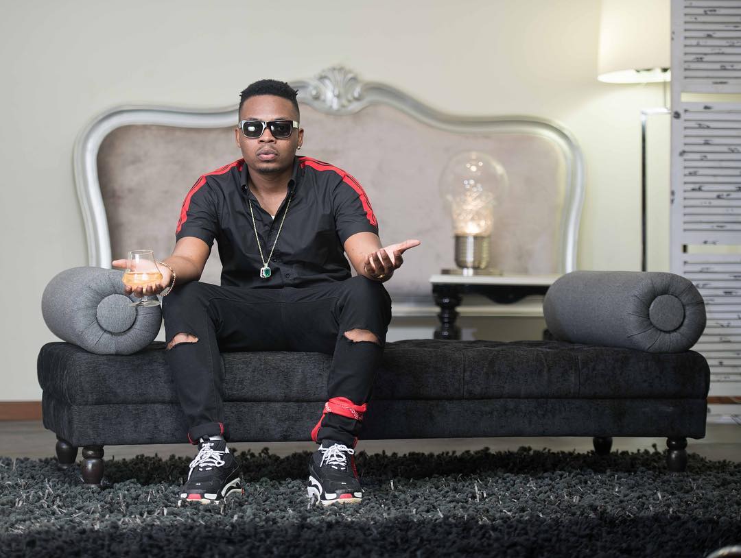 Olamide is all about the Money on new single ‘Oil and Gas’