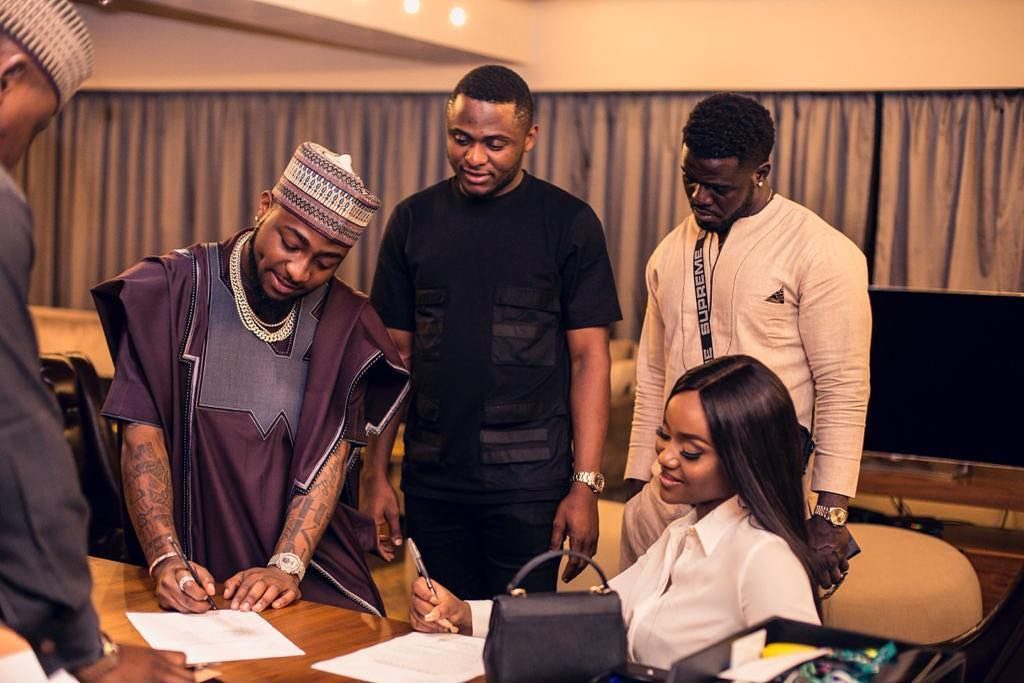 Watch Davido and Chioma in Dunes Abuja Advertisement